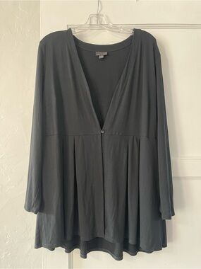 J. Jill Black Women's Top with Minimal Neckline size 1X